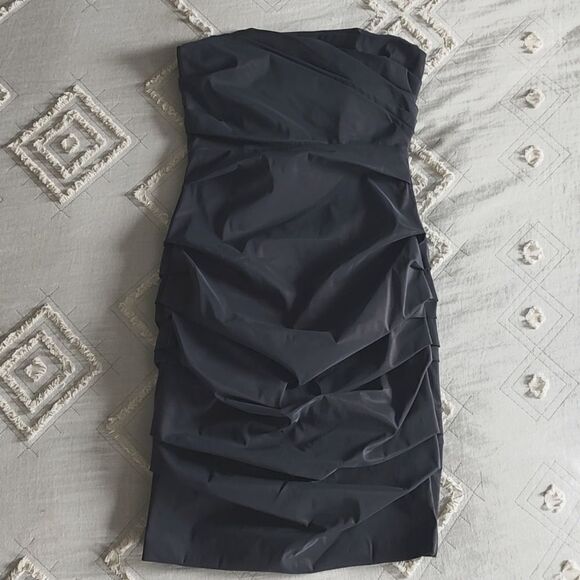 New Le‎ Chateau Size Small Gunmetal Gray Strapless Or Spaghetti Strap Dress - Picture 3 of 8